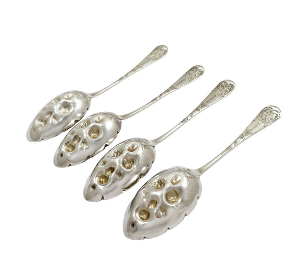 Set of 4 Antique Victorian Sterling Silver Berry Spoons in Case 1892